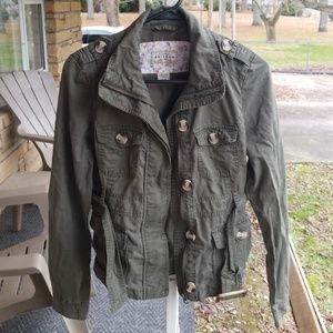 Euc green jacket with belt sz small
